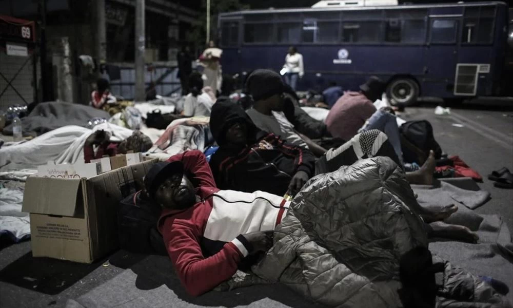 Λόγω κακοκαιρίας μεταφέρονται στις ολυμπιακές εγκαταστάσεις 778 μετανάστες